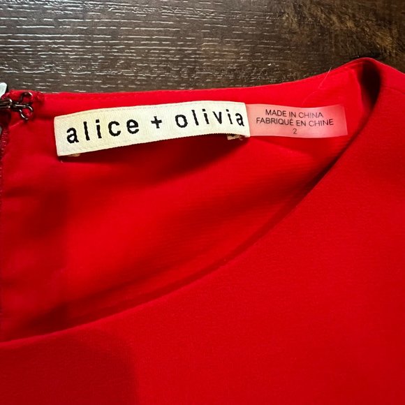 alice + olivia Coralee Blouse, Cold-Shouldered Flutter Sleeve size 2 Deep Ruby - Picture 5 of 8